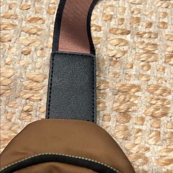 Elegant Brown Quilted Belt Bag - Picture 6 of 10